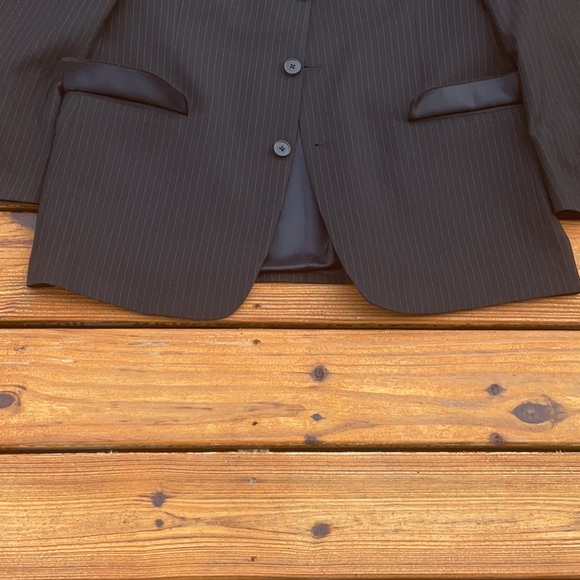 Kenneth Cole Reaction Wool 4 Button Black/Gray Pinstripe Suit Jacket Size Large - Picture 3 of 16